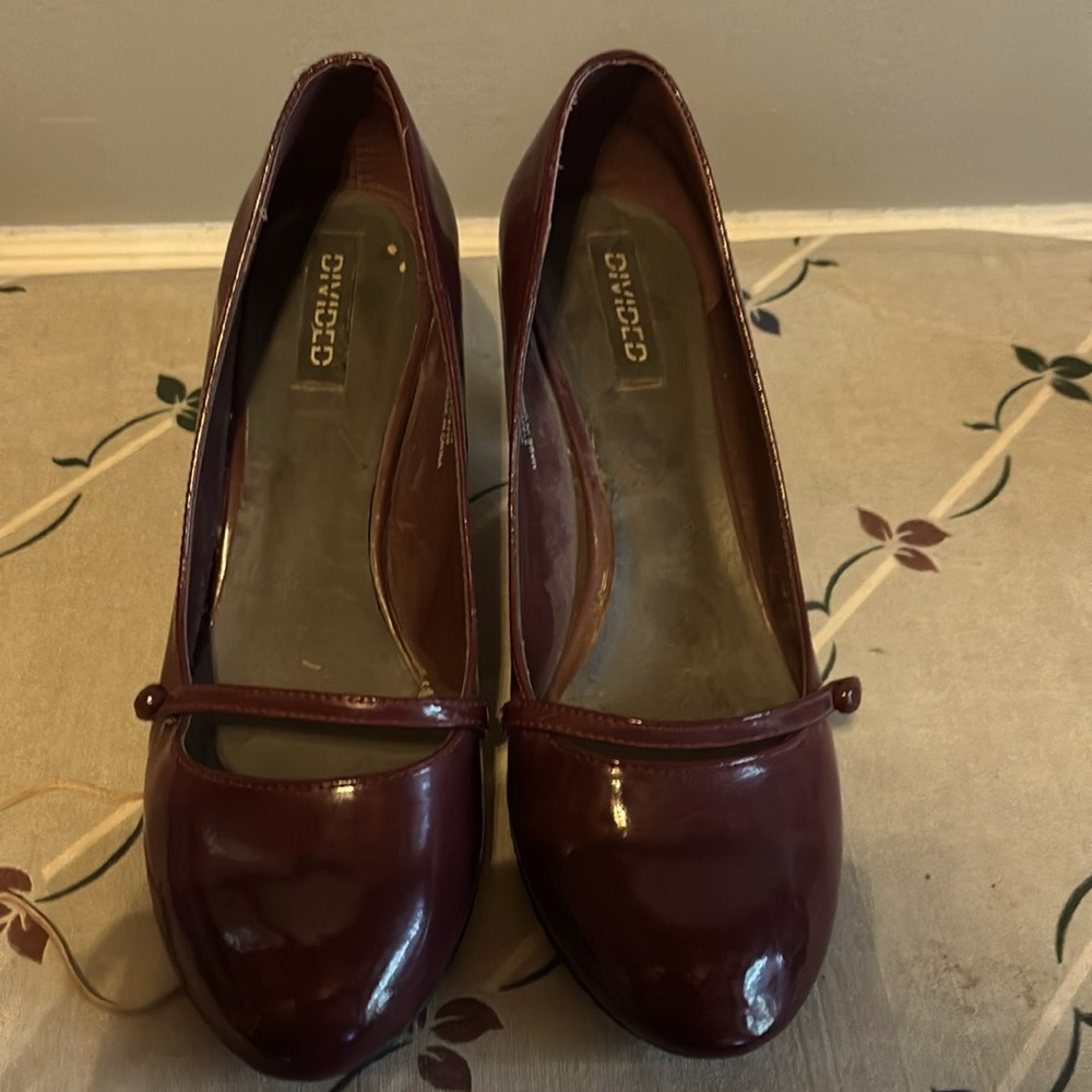 Divided Shoes